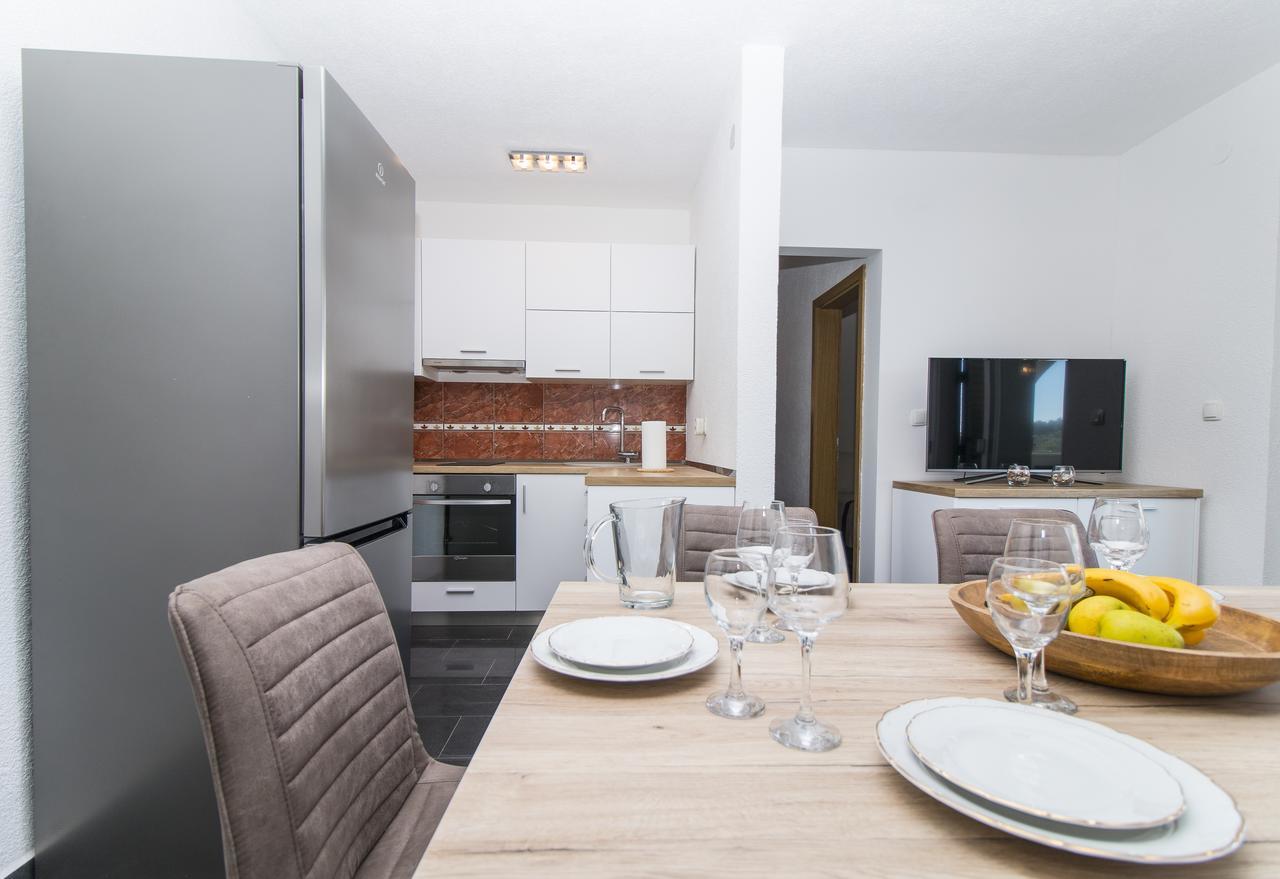 סביד Villa Kristina מראה חיצוני תמונה